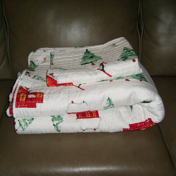 Holiday, Winter Quilted Twin Bedspread with Sham, VGUC - Picture 3 of 4